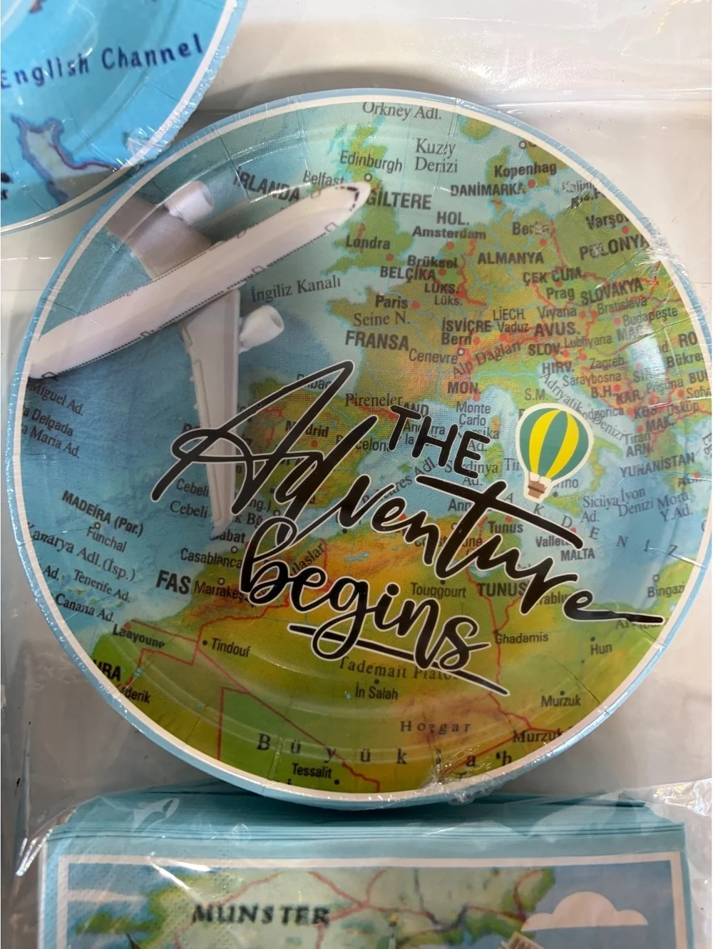 96pc Adventure Awaits Travel Party Set Plates Napkins Forks 24 Guests